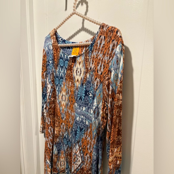 Ruby Rd. Blue and Brown Geometric Blouse - Picture 5 of 6